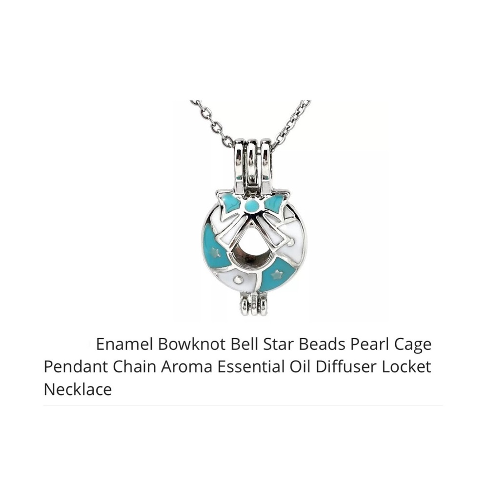 $3 Essential Oil Bow Wreath Locket Necklace~New~$3 WHEN BUNDLED WITH 3 OR MORE